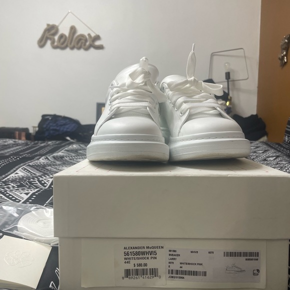 Alexander McQueen Sneakers - Picture 3 of 11